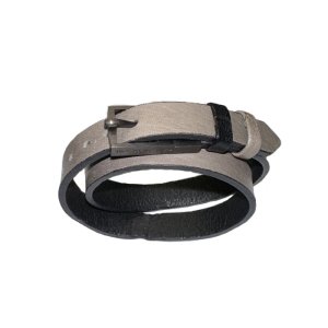 Ole Lynggaard armbånd – Cremefarvet & Sort læder 30-33cm – Oxideret sølvspænde
